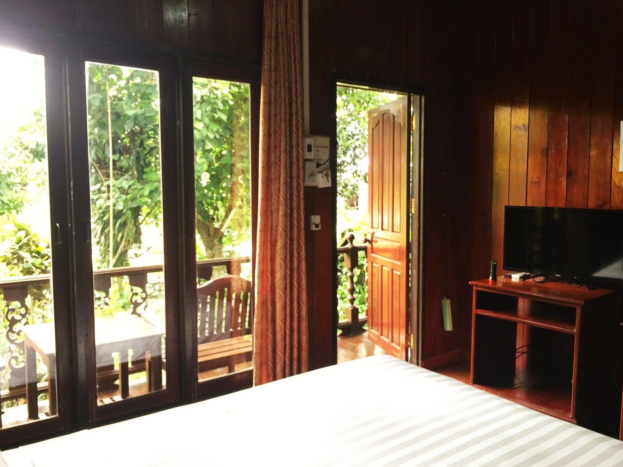 Vangvieng Boutique Hotel Vang Vieng Εξωτερικό φωτογραφία